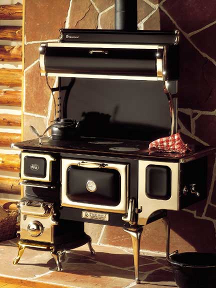 Heartland Oval wood cookstove